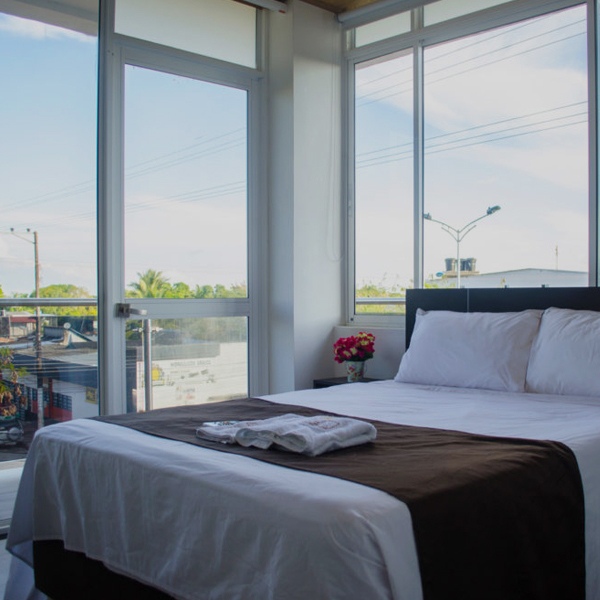 habitación sencilla con balcon hotel Arauca